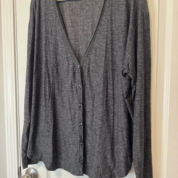 Outdoor Voices Cloudknit Button Down Lightweight Lounge Cardigan Size XXXL - Picture 5 of 8